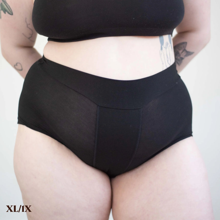 Essentials Sleep Short Period Panty