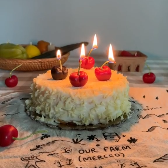 Beeswax Cherry Birthday Candles - 5 Count