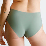 Seamless Brief