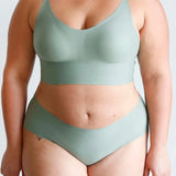 Seamless Brief